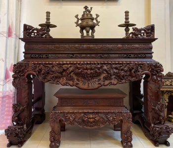 Con trưởng có nên lập bàn thờ khi ra ở riêng?