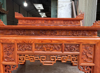 Bàn Thờ 3 Cấp PU Trần Màu Gỗ