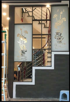 Trang trí cầu thang phòng khách