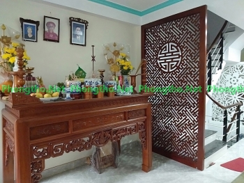 Vách ngăn bàn thờ giá rẻ