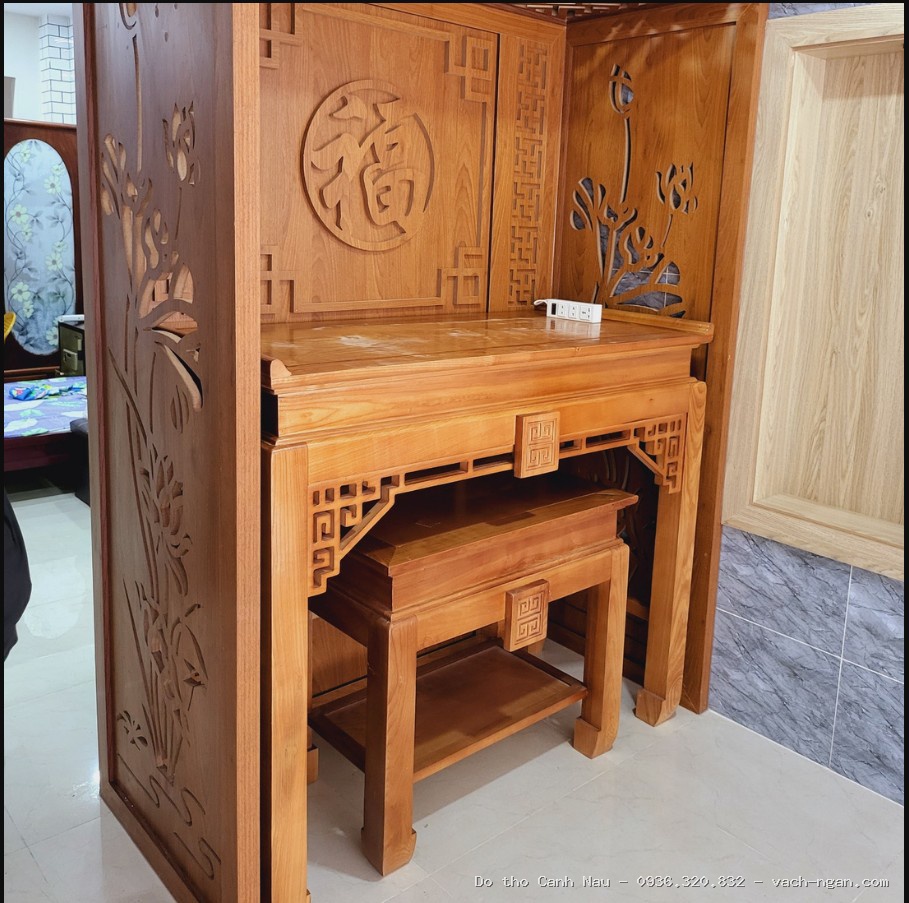 Phòng thờ Tam Thế Phật