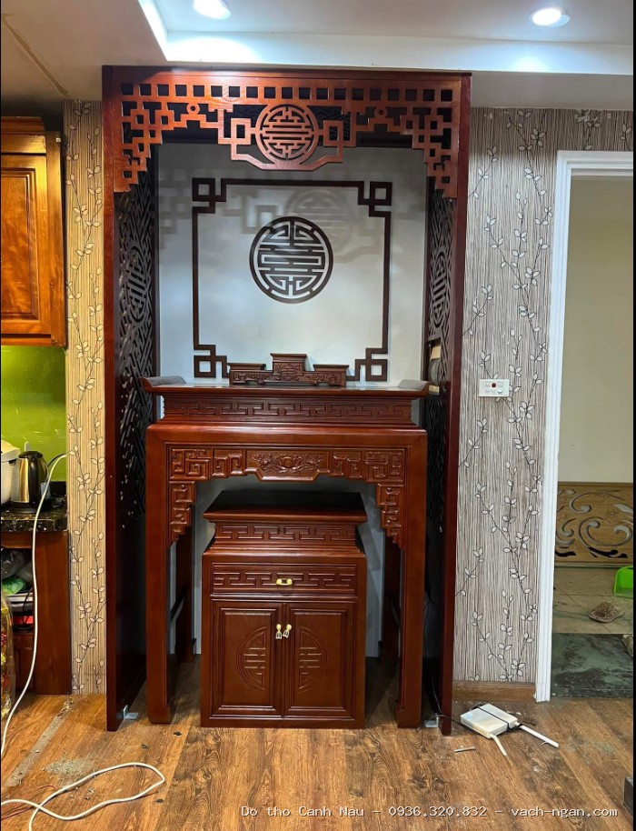 Bàn thờ gỗ gõ đỏ 3 tầng có ngăn kéo 