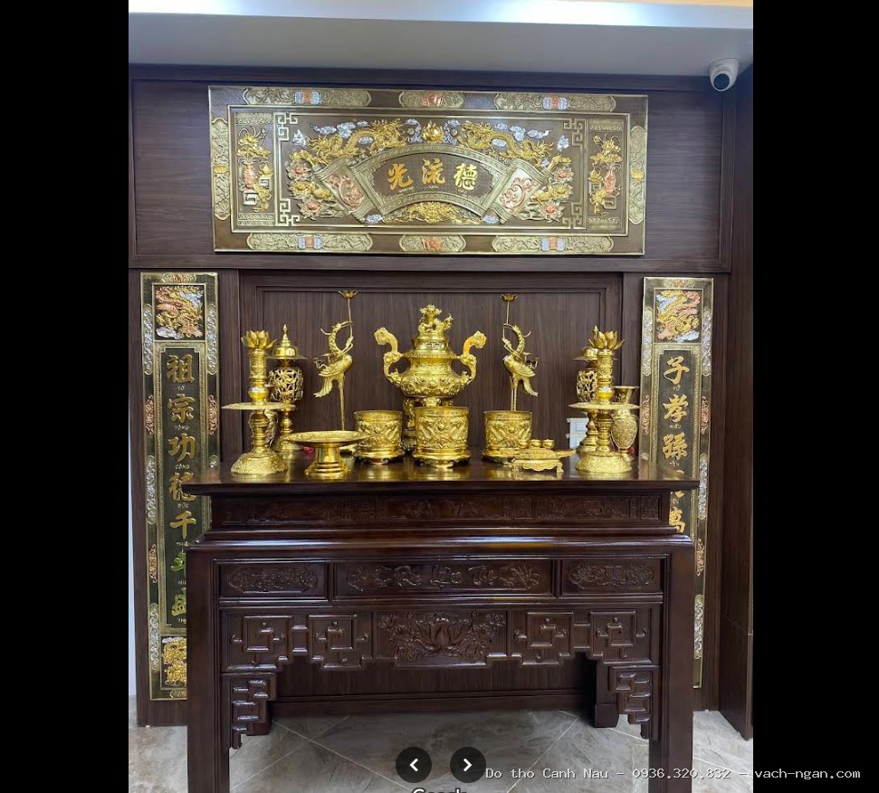 Bàn thờ 3 tầng gỗ sồi hoa văn mẫu chiện