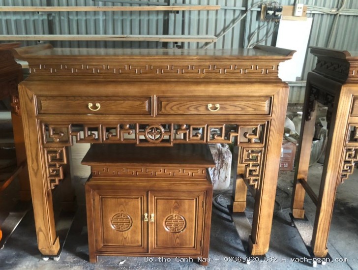 Bàn thờ đứng gỗ sồi màu nguyên bản mẫu đại cát Được xếp hạng 5.00 5 sao tại Nam Từ Liêm