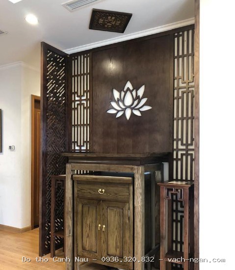 Bàn thờ gỗ Hương đá dơi ngậm thọ và bàn cơm tại Hoàn Kiếm