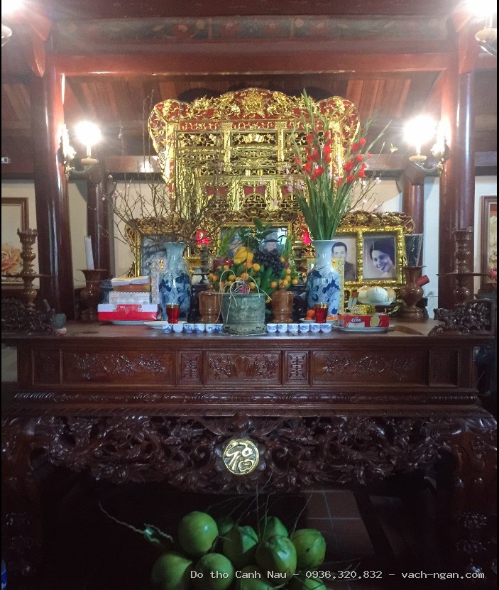 Bàn thờ gỗ sồi hiện đại – Mẫu BTC 080 tại Hà Đông