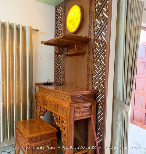 Mẫu tủ thờ hiện đại và vách CNC tranh trúc chỉ tại Hoàn Kiếm