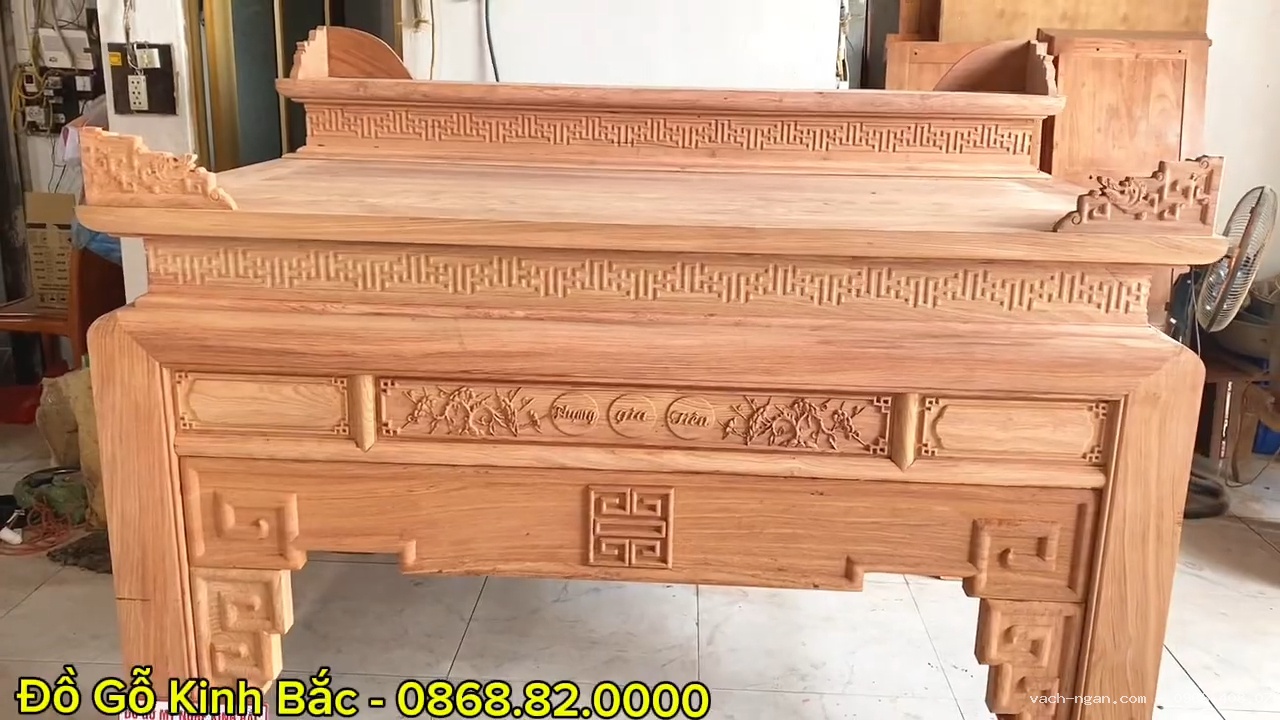 Bàn thờ án gian mẫu quốc dân đục sen truyện gỗ hương đá kết hợp bàn cơm