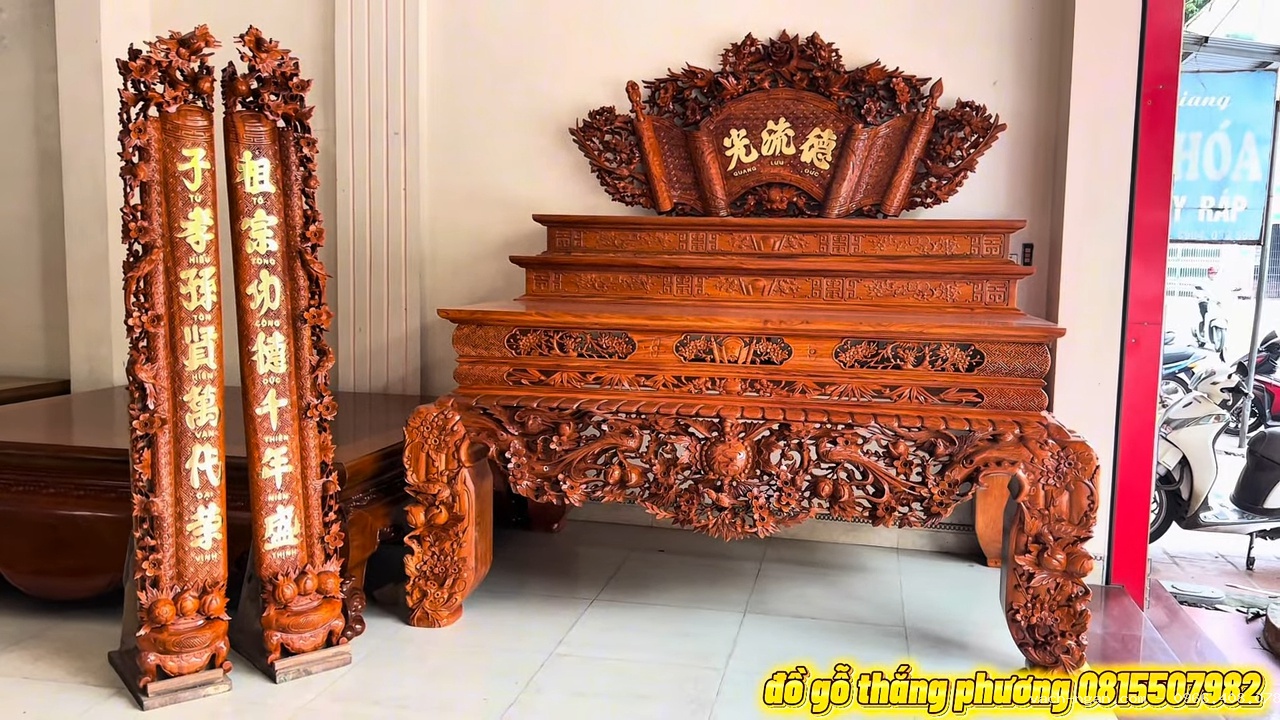 Sập thờ Mai Điểu gỗ hương đá kích thước 2,17 x 1,55 m