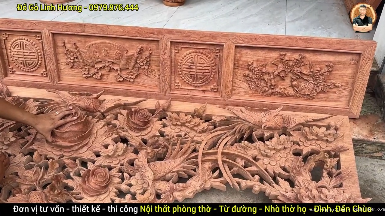 Bộ cửa võng hồng trĩ gỗ hương đá cho phòng thờ từ đường ba gian