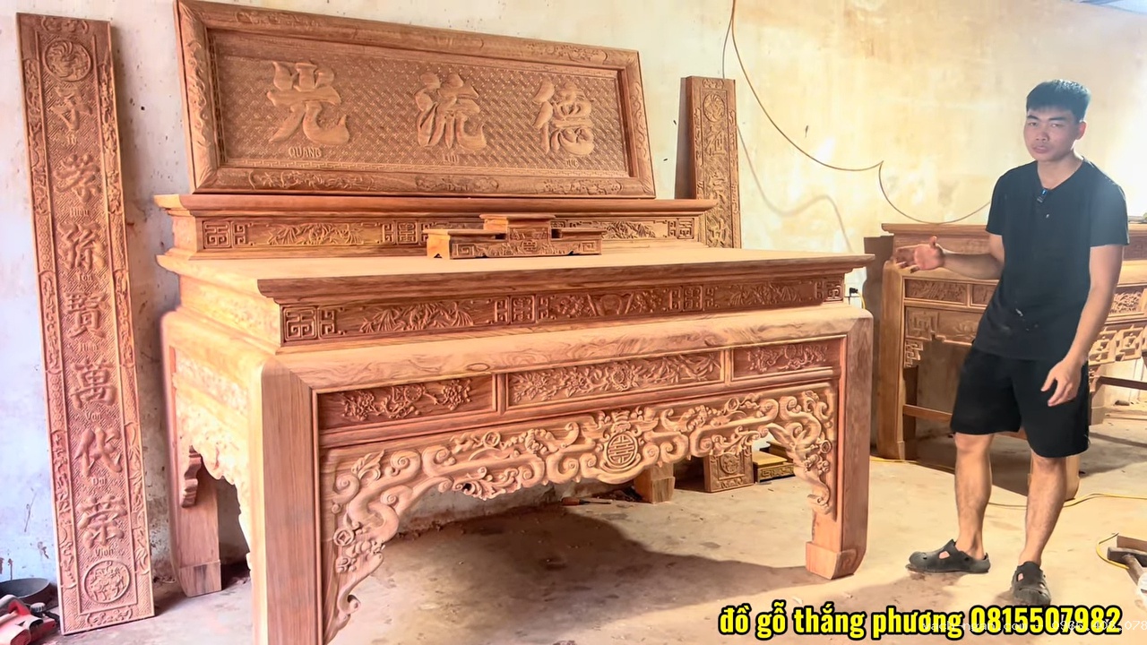 Bàn thờ nhị cấp gỗ hương đá 2,17 m cho không gian phòng thờ rộng