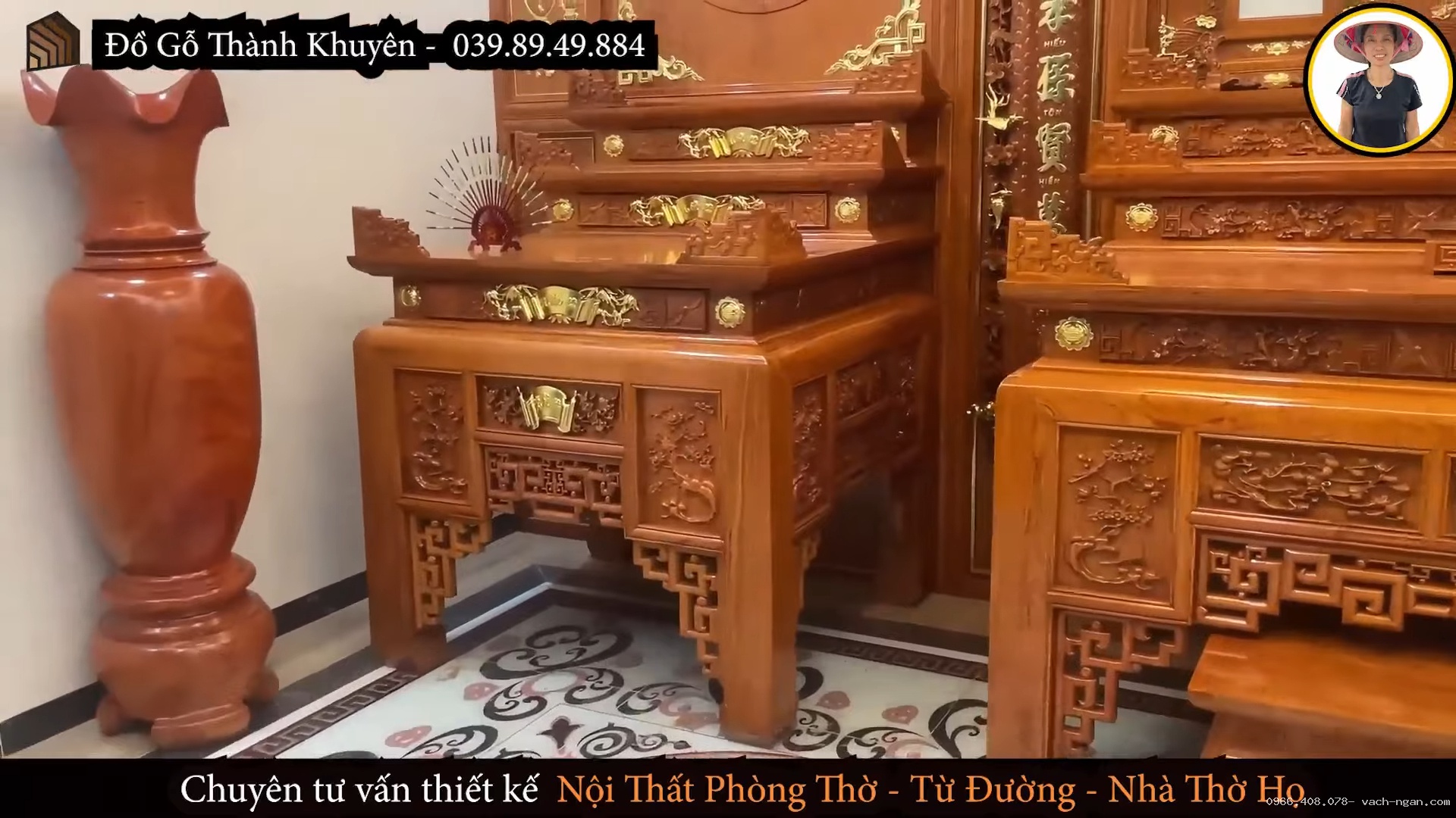 Không gian phòng thờ gỗ hương đá với bàn thờ ba cấp tại thành phố Vinh Nghệ An