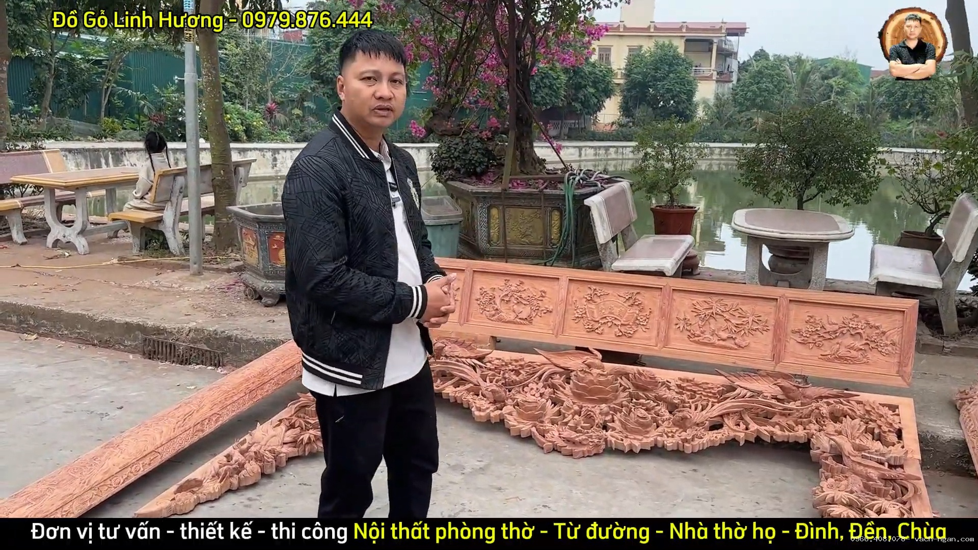 Cửa Võng Hồng Trĩ Kết Hợp Y Môn Tạo Điểm Nhấn Cho Gian Chính