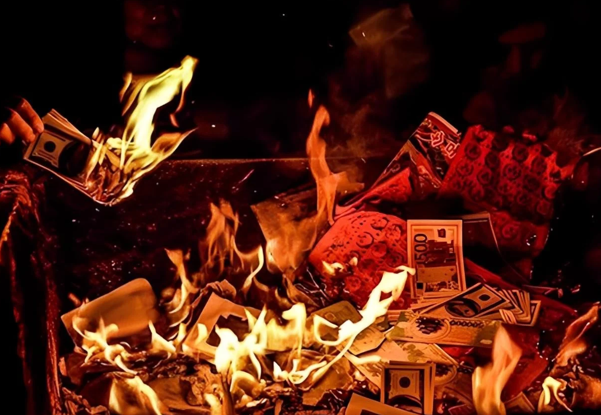 Thứ Tự Hóa Vàng