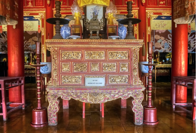 bàn thờ Chúa Nguyễn tây sơn