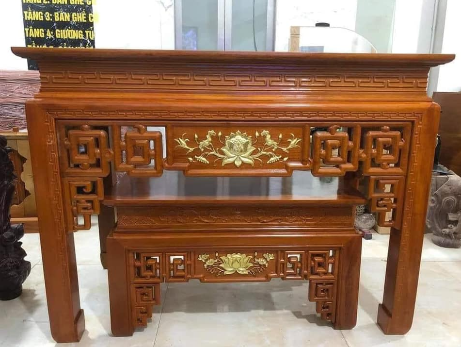 Bàn cơm thờ đặt 2 mâm