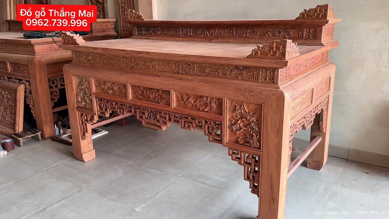 Bàn thờ ô xa nhị cấp đục Mai Trúc Cúc Tùng
