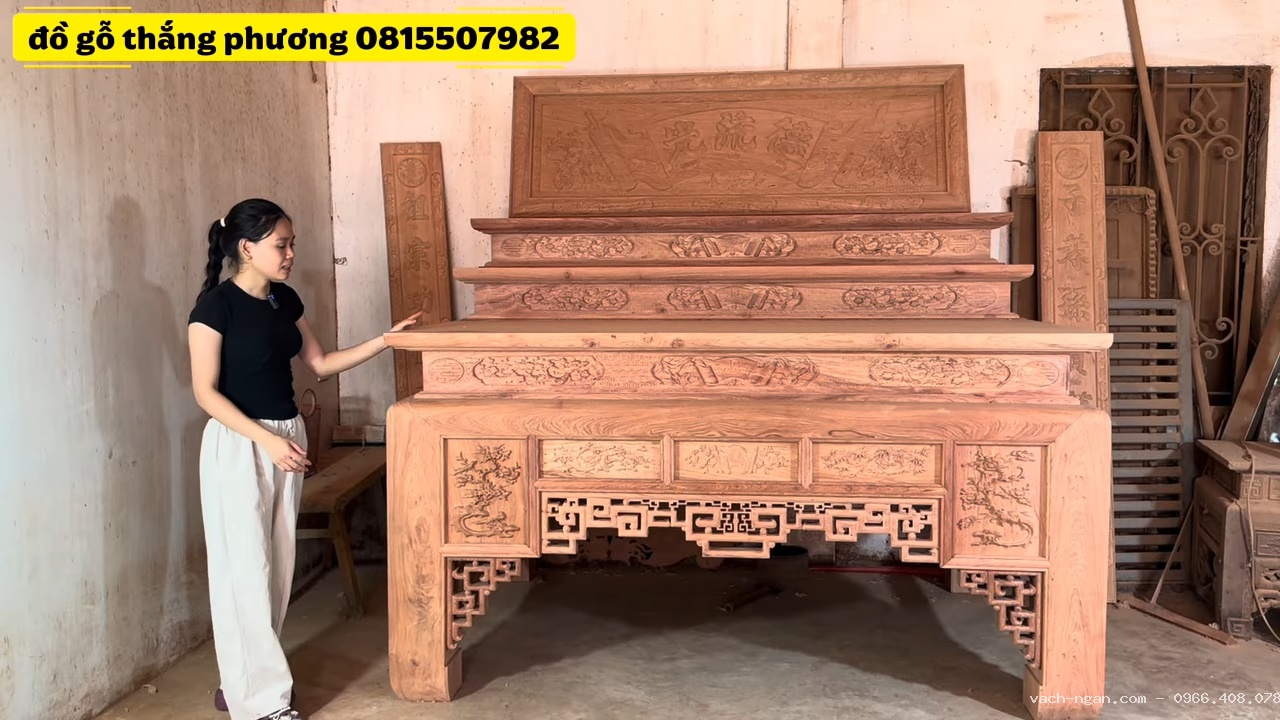 Bàn thờ án gian tam cấp chân vuông 18, khung sáu ván ba gỗ hương đá hoàn thiện phần mộc