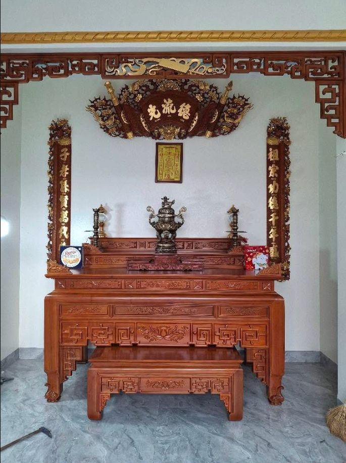 Bộ án gian chung cư làm từ gỗ sồi Nga