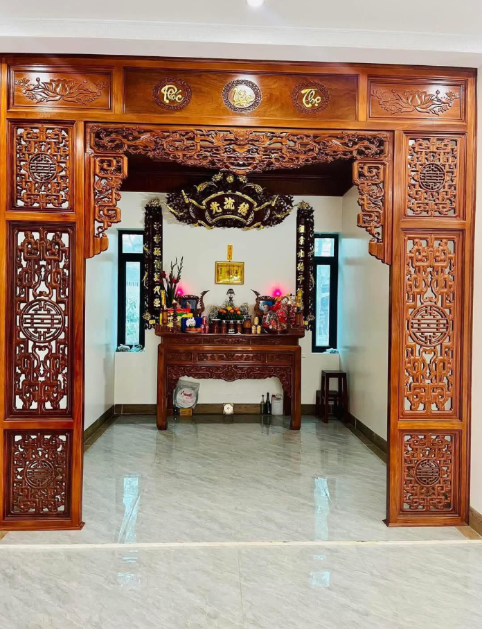 Vách Ngăn Phòng Thờ Đơn Giản